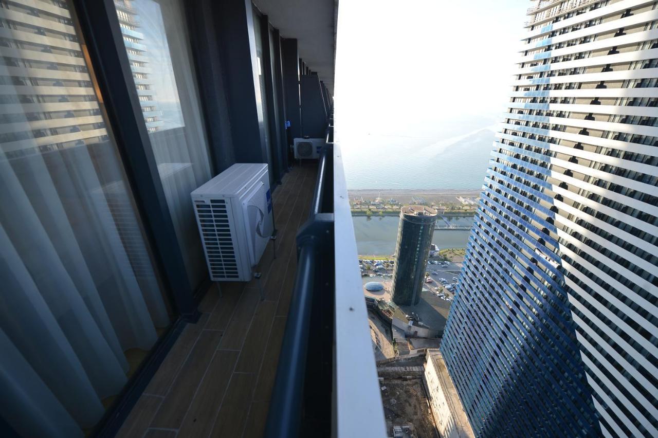 Orbi City Twins Tower Батумі Екстер'єр фото