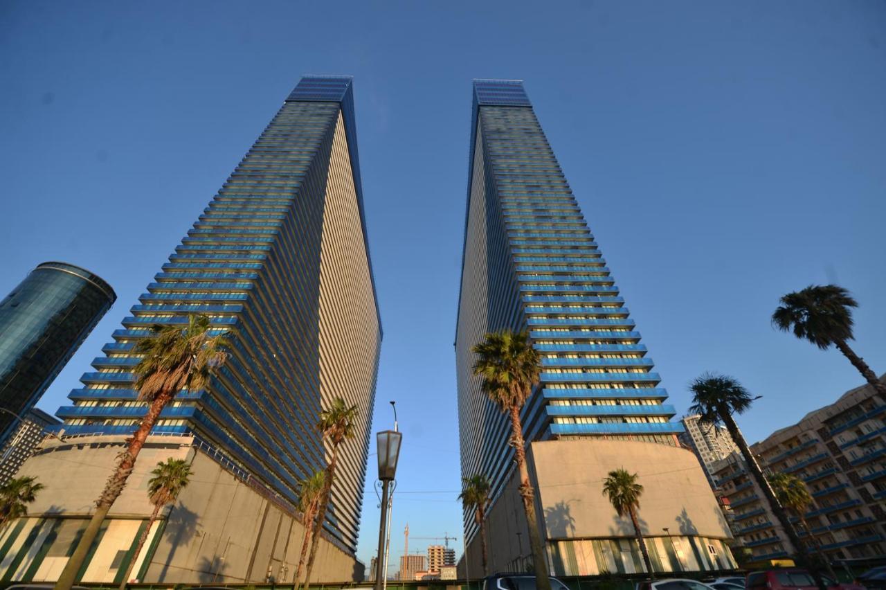 Orbi City Twins Tower Батумі Екстер'єр фото