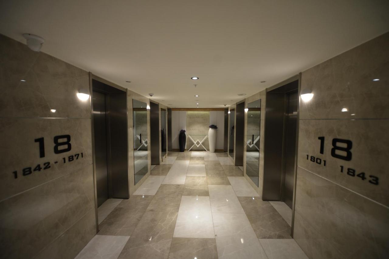 Orbi City Twins Tower Батумі Екстер'єр фото